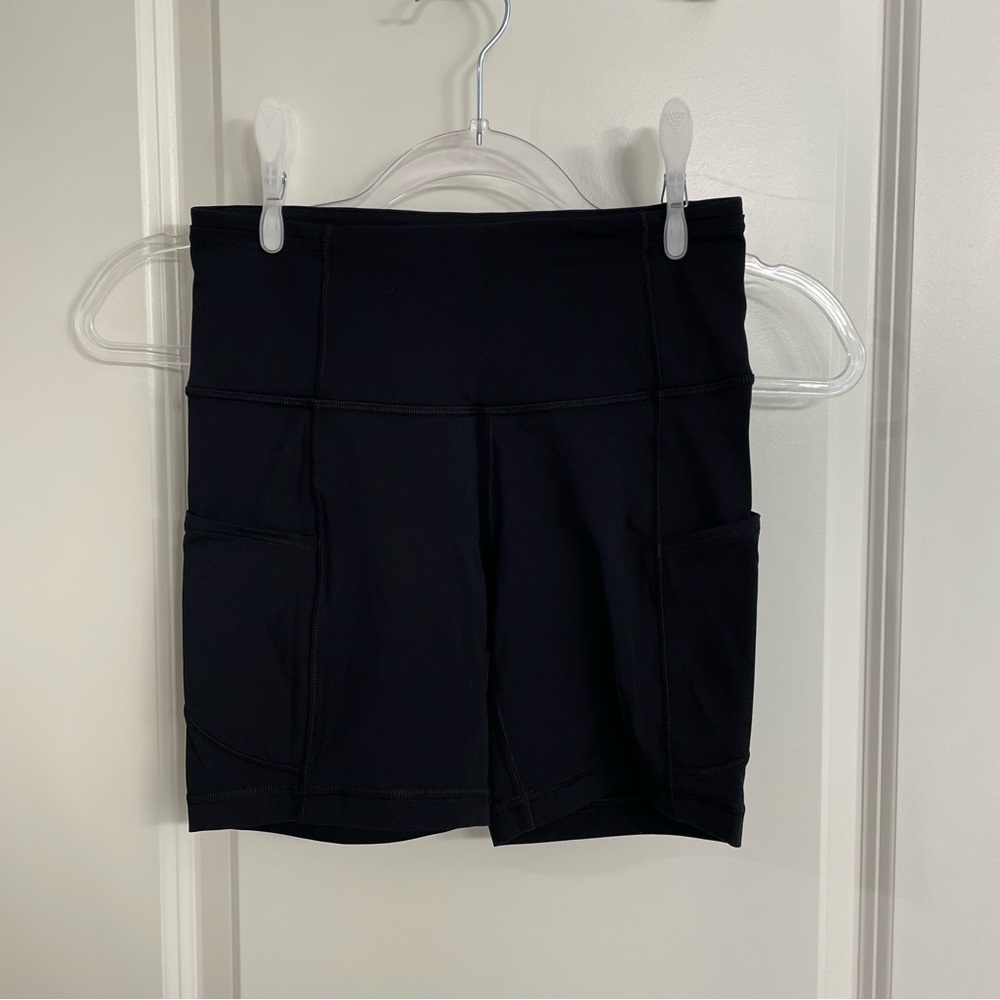 Lululemon Fast & Free Shorts: Size 4